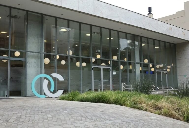 Oncoclínicas tem perda bilionária e questões sobre continuidade operacional; ação cai