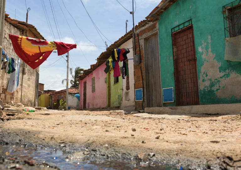 “Mães das comunidades, urbanas e rurais, estão no centro da transformação do saneamento”, diz especialista