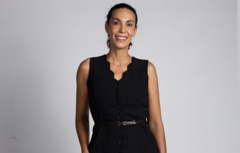 ​Viviane Figueiredo discute empatia e libertação emocional no espetáculo “Chez Toi – Em Seu Lugar”