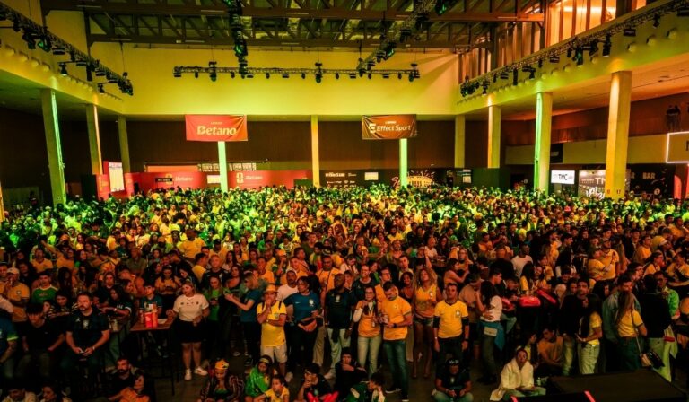 FESTIVAL Futebol e Samba reúne famosos no Pacaembu durante jogo do Brasil na Copa do Mundo 2026