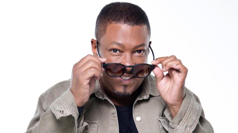 Marcio Art celebra trajetória que atravessa gerações do pagode e apresenta “Volta Pra Mim”