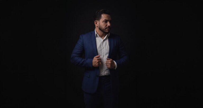 Lucas Vinícius Ferreira Pontes, fundador da AutoCred Nacional, que atua com consórcios e cartas de crédito para veículos.